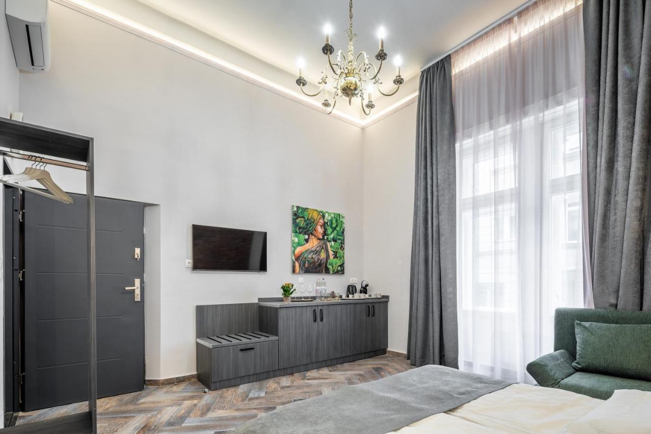 Budapest Marvelous Apartment In Andrassy Boulevard ภายนอก รูปภาพ