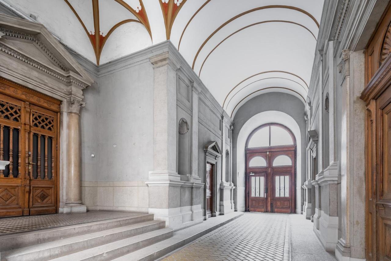 Budapest Marvelous Apartment In Andrassy Boulevard ภายนอก รูปภาพ