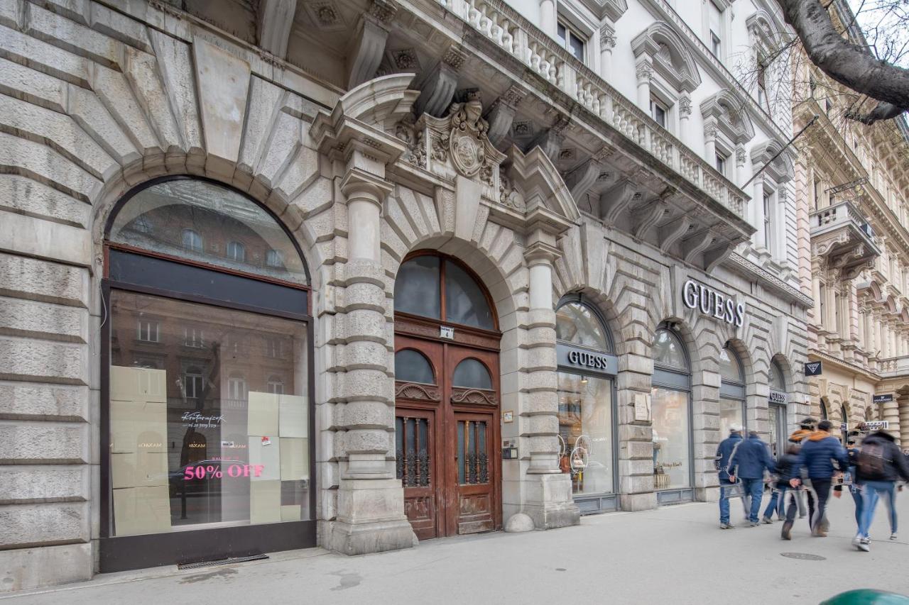 Budapest Marvelous Apartment In Andrassy Boulevard ภายนอก รูปภาพ
