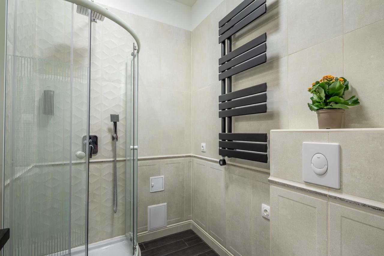 Budapest Marvelous Apartment In Andrassy Boulevard ภายนอก รูปภาพ