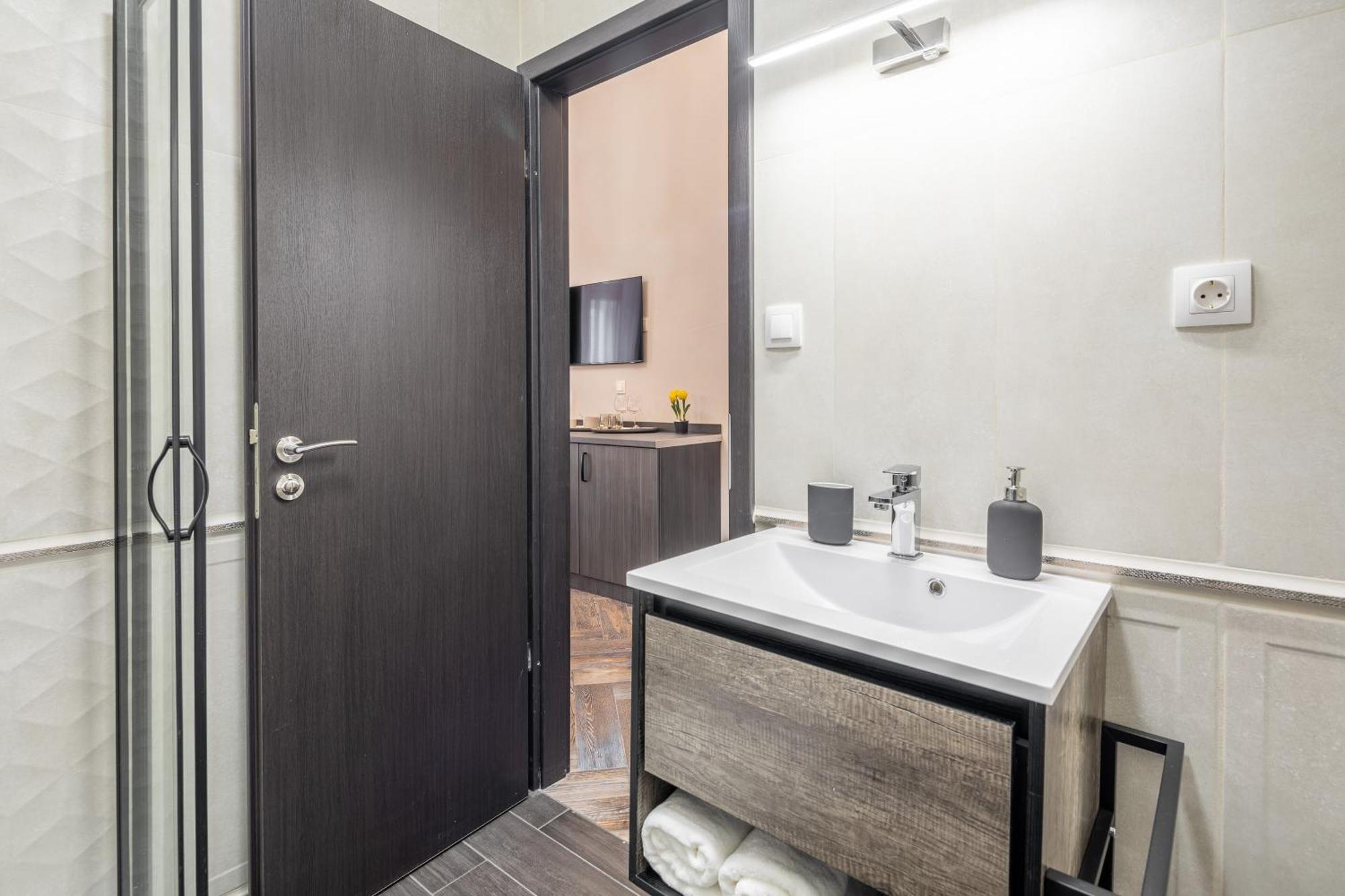Budapest Marvelous Apartment In Andrassy Boulevard ภายนอก รูปภาพ